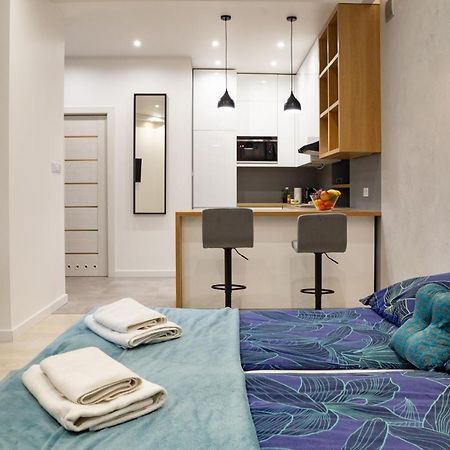 Shy But Shining! Lovely, Stylish & Fully Equipped. Apartment Krakow Exterior photo