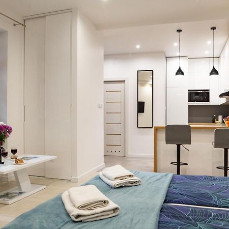 Shy But Shining! Lovely, Stylish & Fully Equipped. Apartment Krakow Exterior photo
